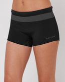 Follow Basics Wetty Shorts