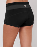 Follow Basics Wetty Shorts