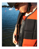 Follow Gratis Vest